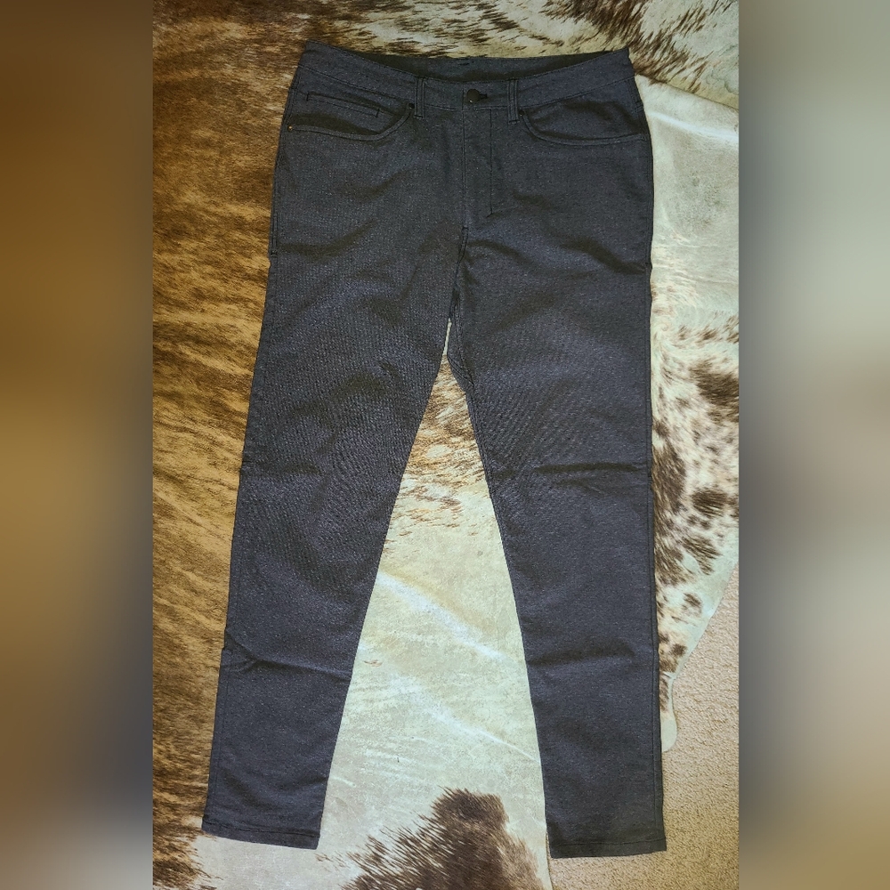 Lululemon Performance Pants Mens 32